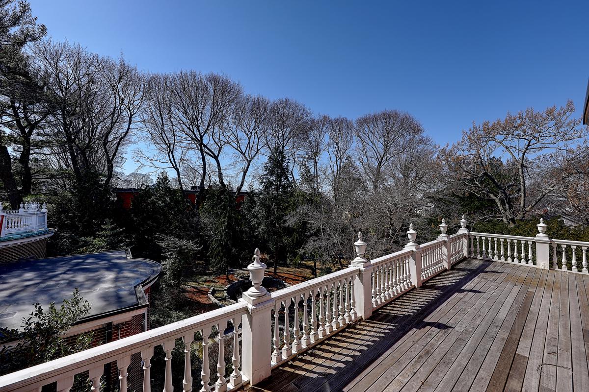 Luxury properties 托马斯·L。哈尔西屋