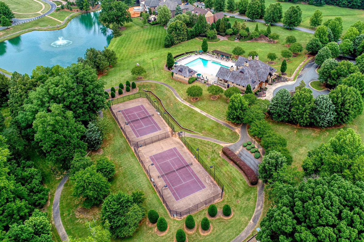 STUNNING HOME IN GATED COMMUNITY North Carolina Luxury Homes