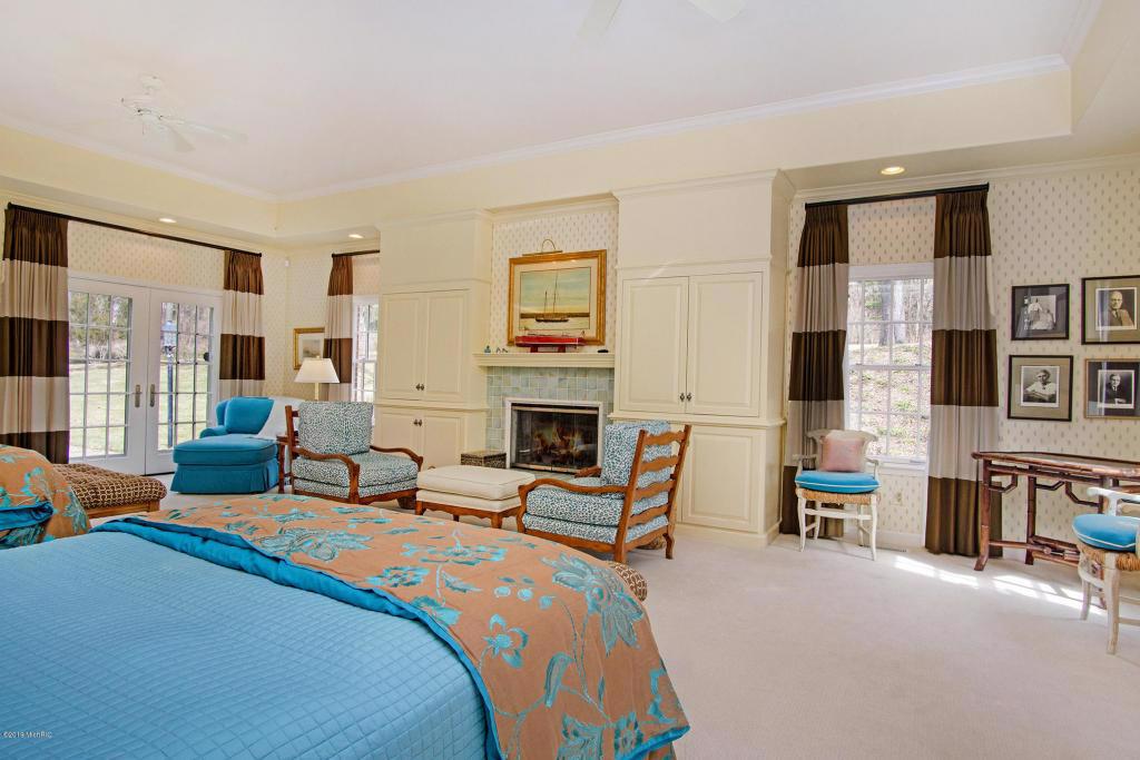 SOUTHWEST MICHIGAN WATERFRONT ESTATE Michigan Luxury Homes Mansions