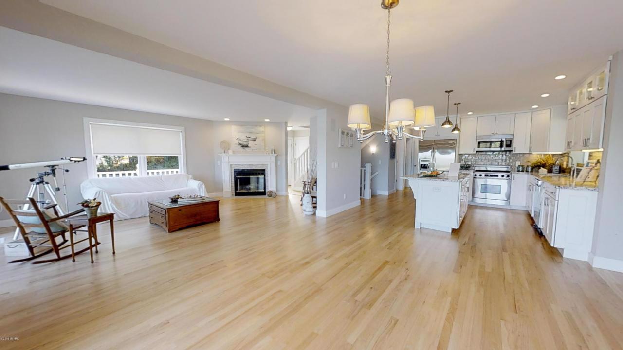 SPECTACULAR MAGICIAN LAKE HOME Michigan Luxury Homes Mansions For Sale Luxury Portfolio