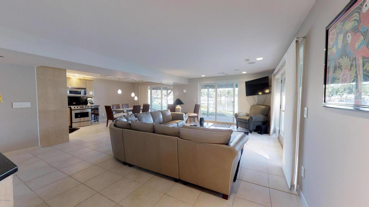 SPECTACULAR MAGICIAN LAKE HOME Michigan Luxury Homes Mansions For Sale Luxury Portfolio