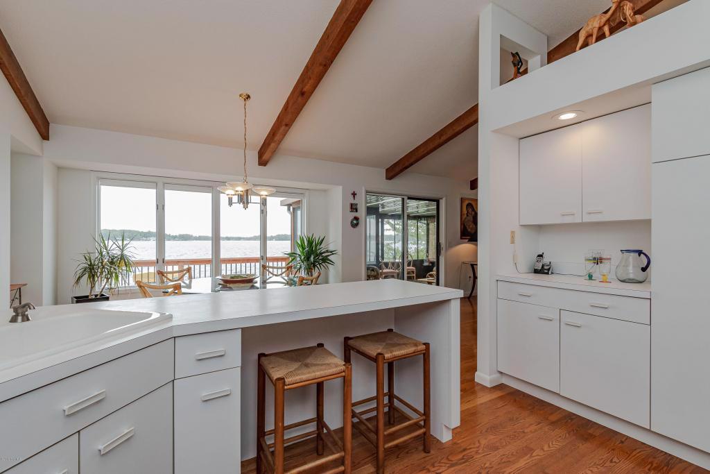 IMMACULATE HOME ON DIAMOND LAKE Michigan Luxury Homes Mansions For