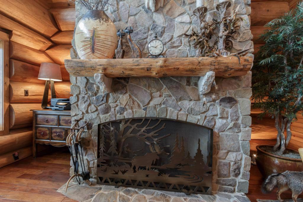 Spectacular Log Cabin On 51 Acres Michigan Luxury Homes
