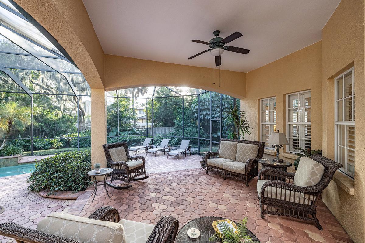 DESIRABLE SUNSET PARK PROPERTY Florida Luxury Homes Mansions For