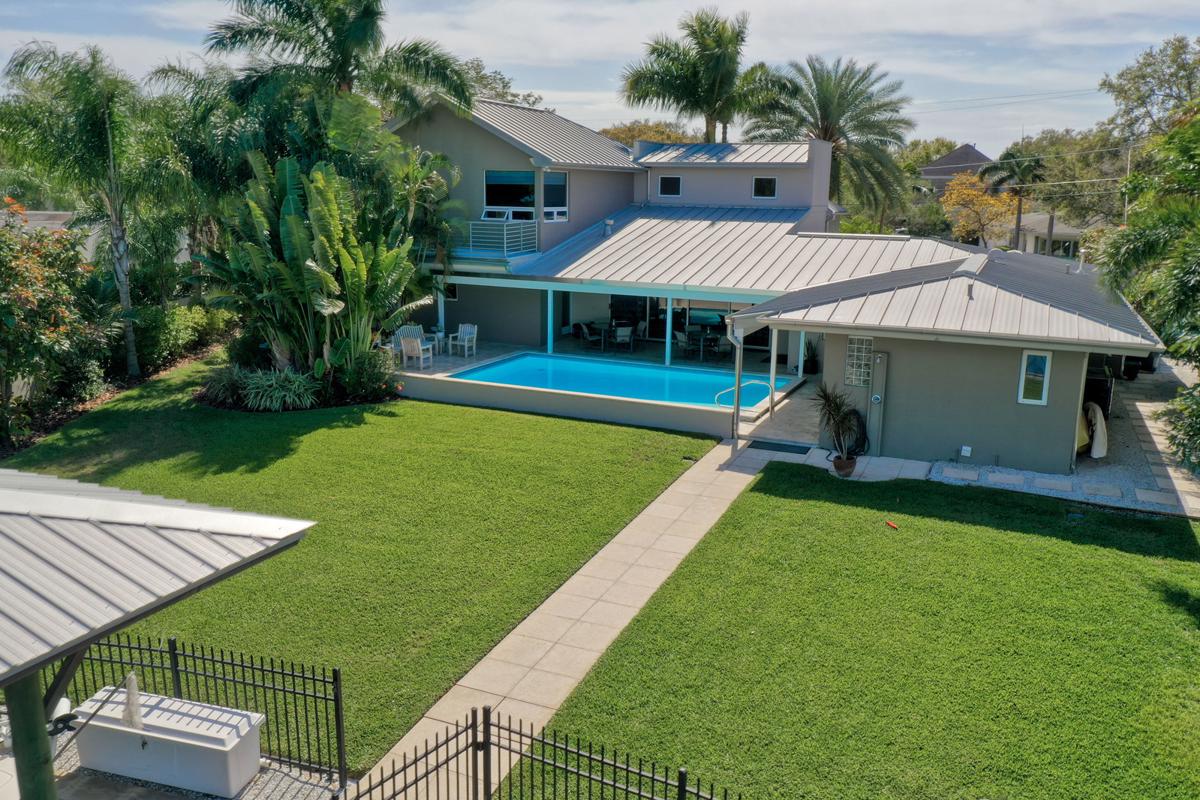 SOUTH TAMPA WATERFRONT POOL HOME Florida Luxury Homes Mansions For