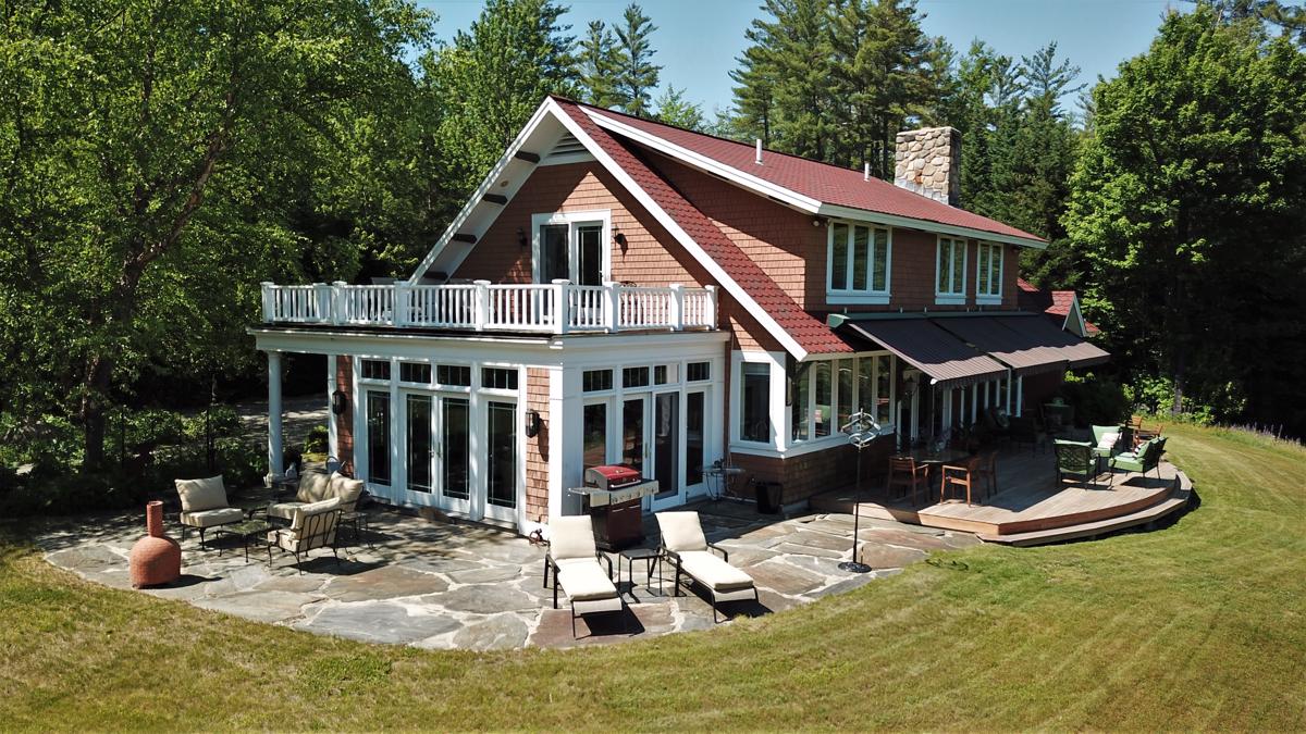 SHINGLE STYLE CUSTOM HOME ON 15 ACRES New Hampshire Luxury Homes