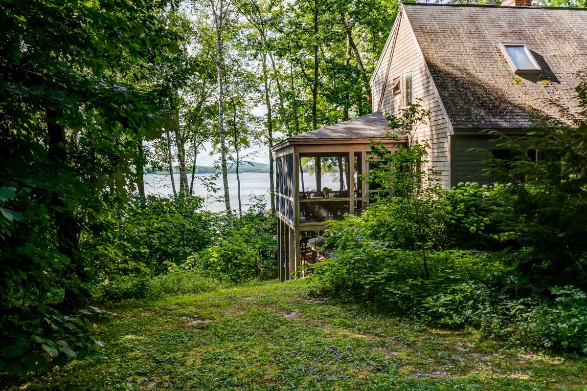 HIDDEN PINES ON SQUAM LAKE