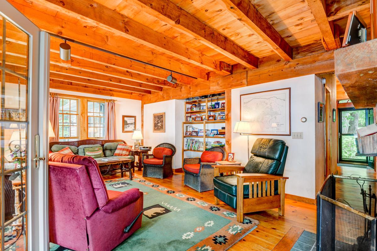 HIDDEN PINES ON SQUAM LAKE New Hampshire Luxury Homes Mansions For