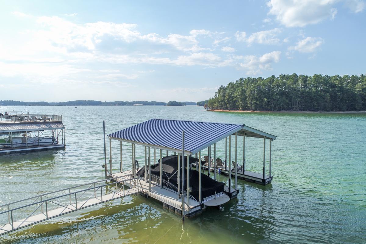 COMPLETELY RENOVATED LAKE LANIER ESTATE Luxury Homes