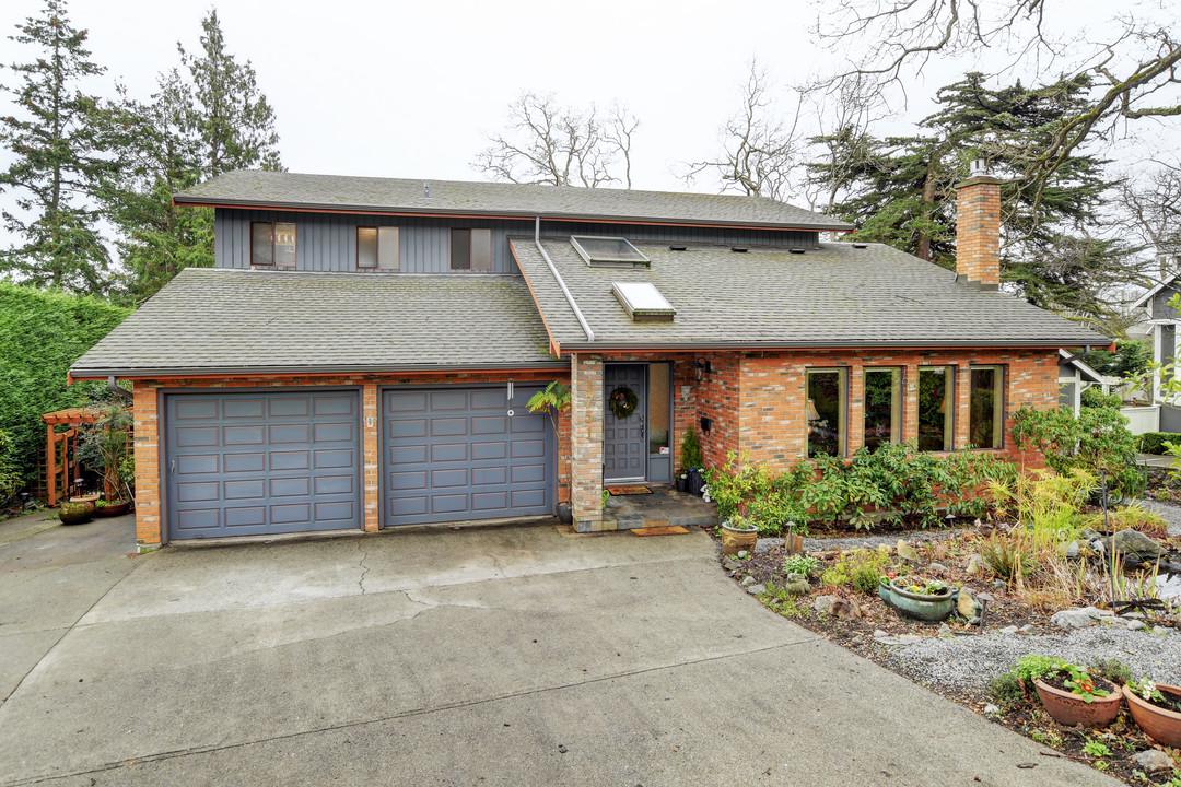 TO THE OAKS British Columbia Luxury Homes Mansions For Sale