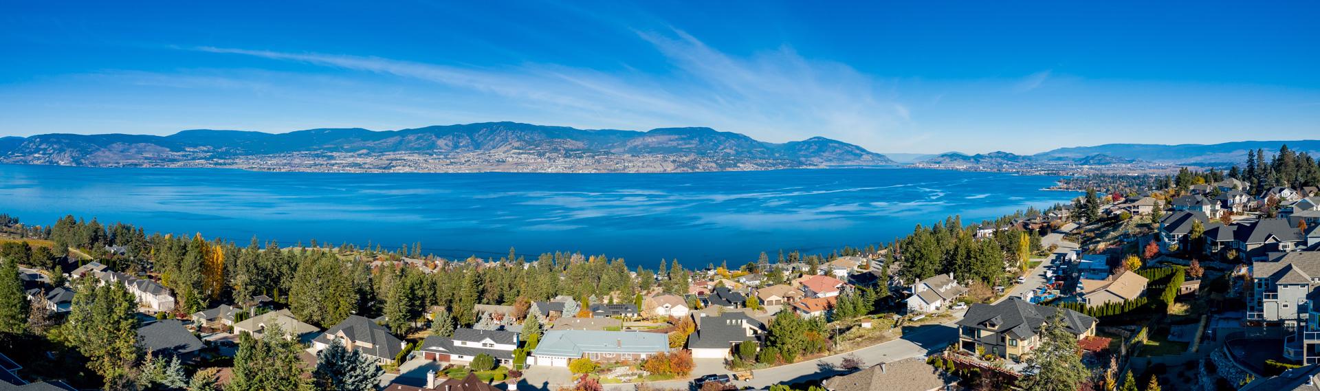 BEAUTIFUL CUSTOM RANCHER IN KELOWNA