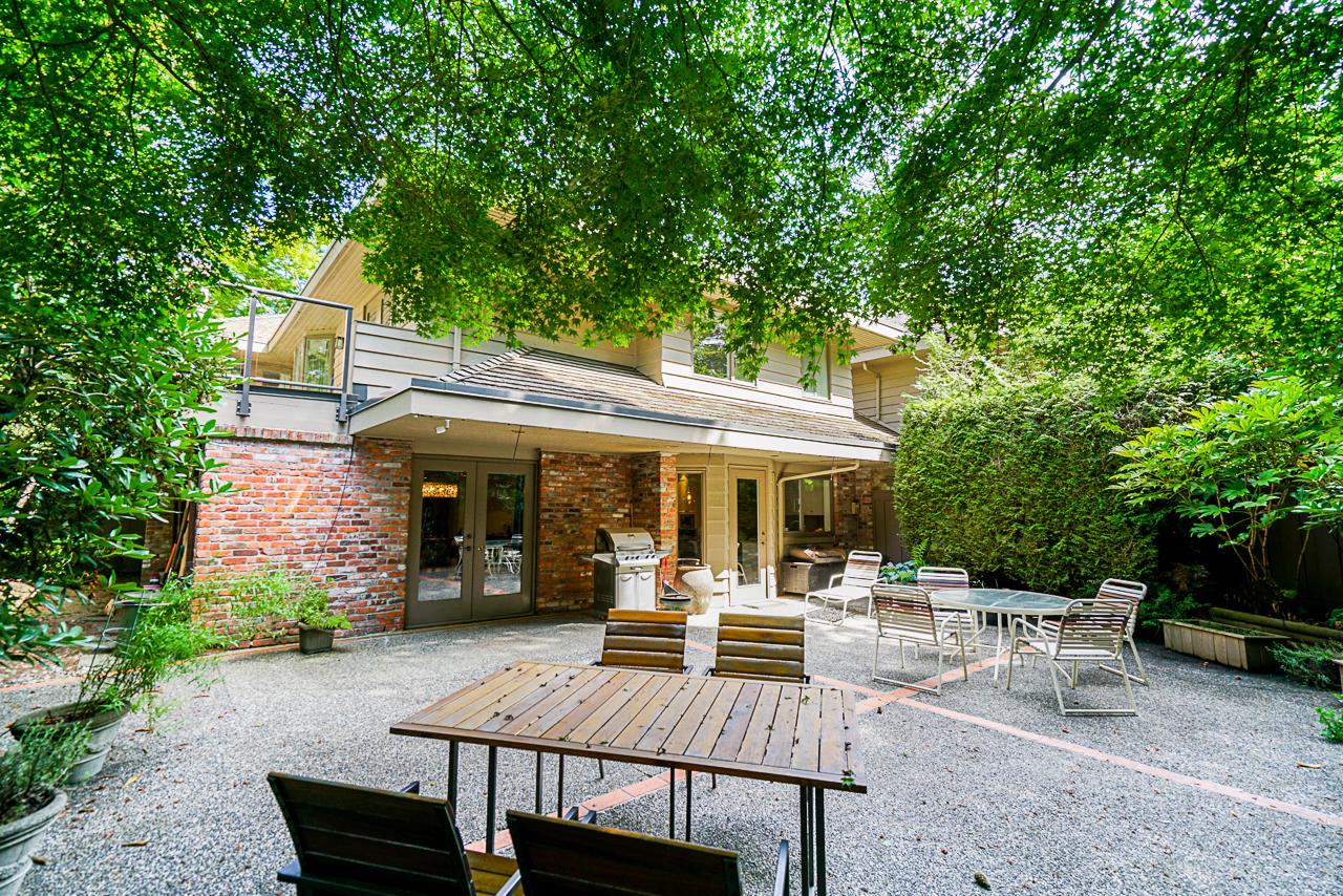 SHAUGHNESSY PLACE II British Columbia Luxury Homes Mansions For