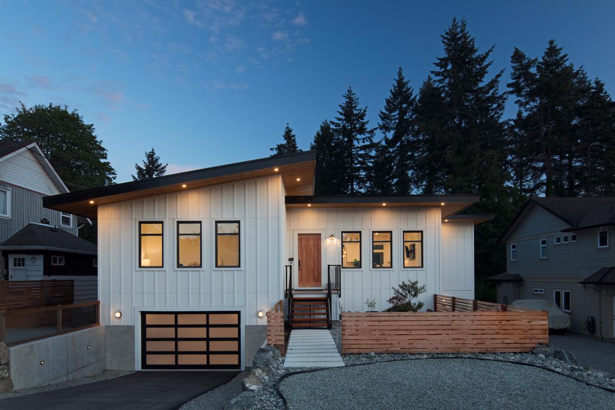 WEST COAST CONTEMPORARY HOME British Columbia Luxury Homes Mansions