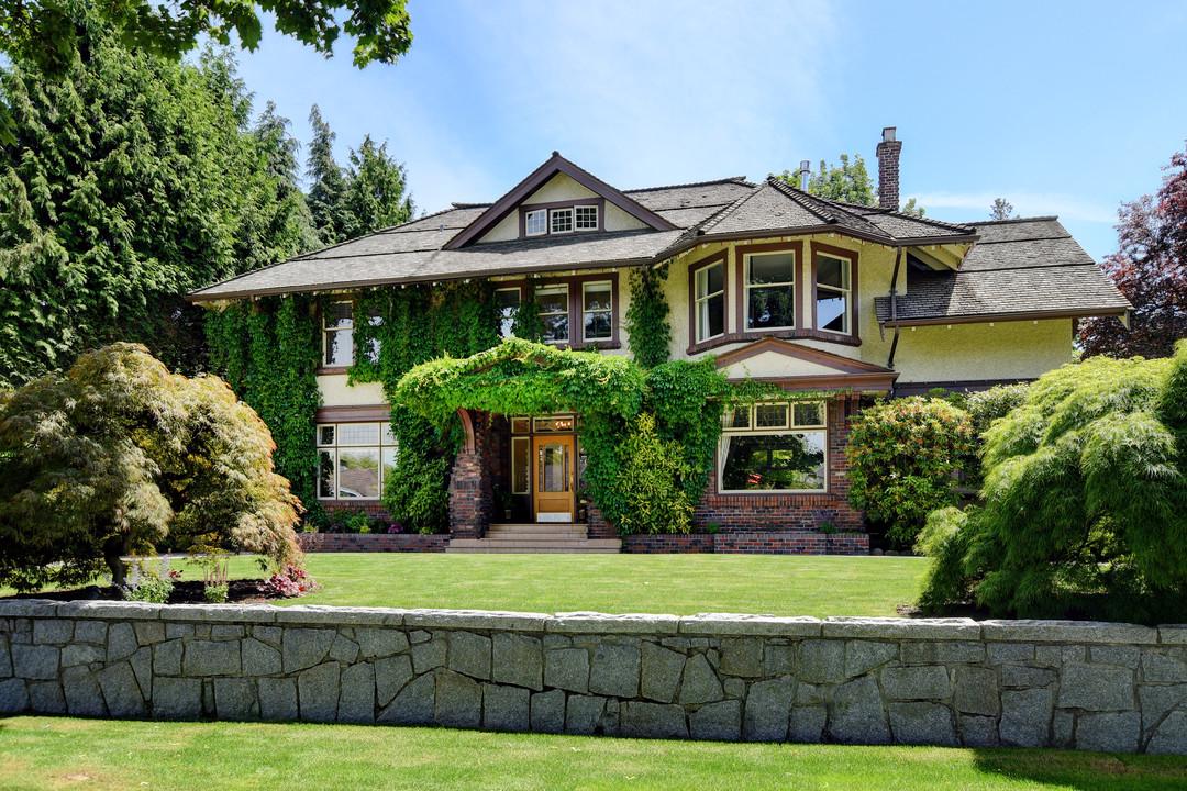 TRADITIONAL SHAUGHNESSY HOME