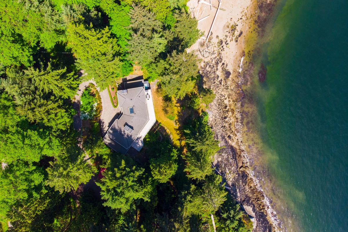 BEACHSIDE ESCAPE HOME
