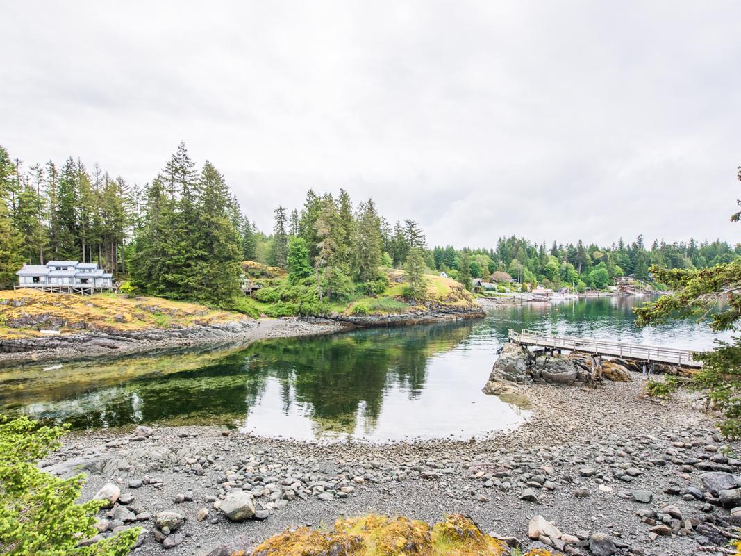 SPECTACULAR QUATHIASKI COVE British Columbia Luxury Homes Mansions