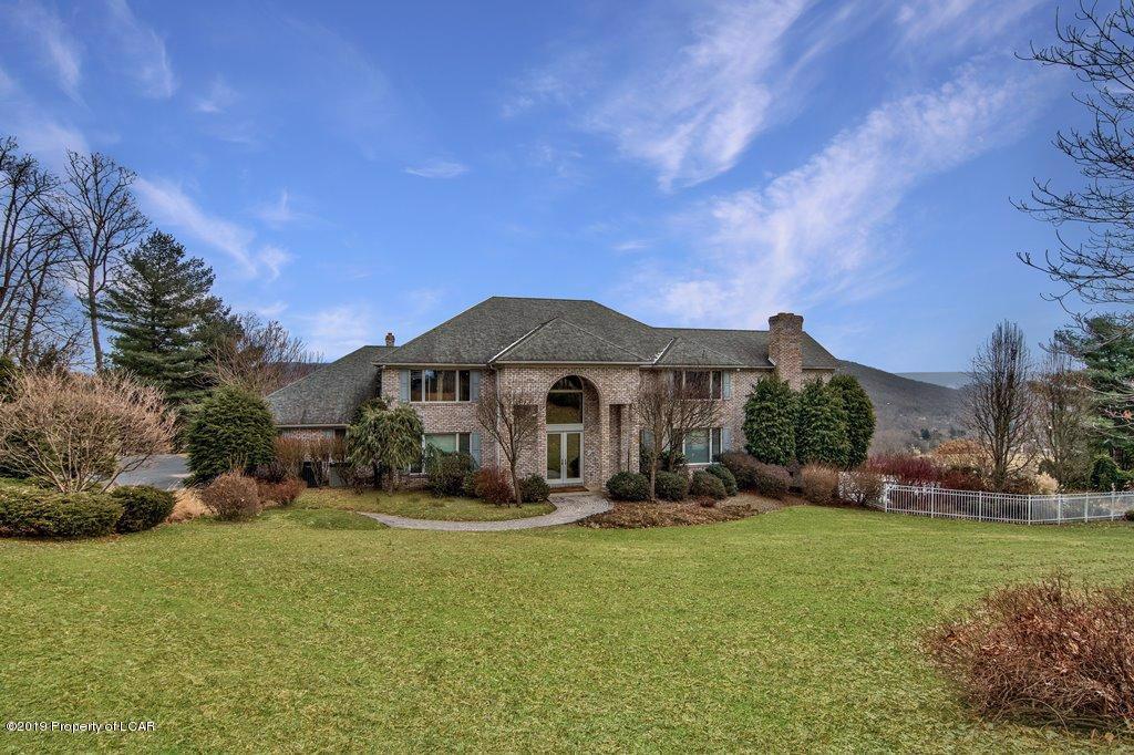 Luxury Homes For Sale In Pa MAGNIFICENT BACK MOUNTAIN BEAUTY | Pennsylvania Luxury Homes | Mansions
