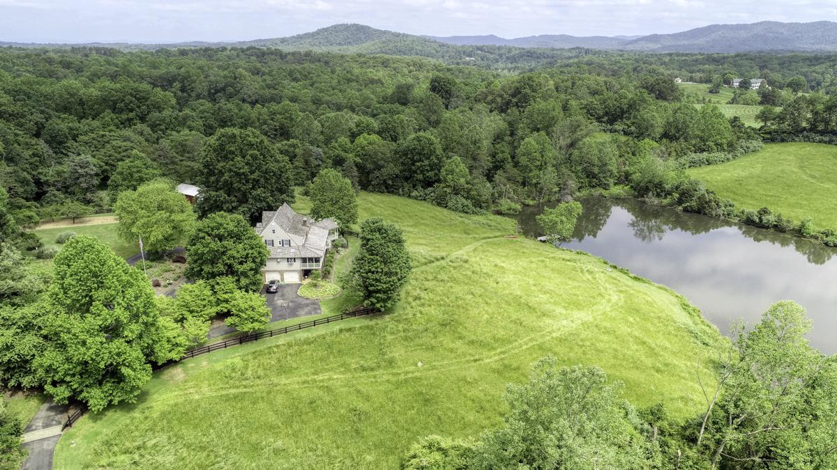 Howard Hanna Roy Wheeler Realty Company Luxury Portfolio