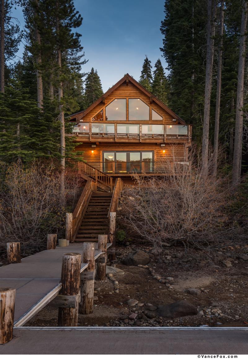 DONNER LAKEFRONT GETAWAY