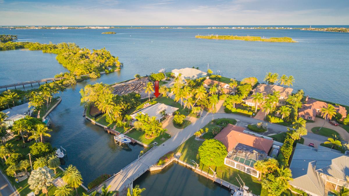 WATERFRONT SEWALLS POINT Florida Luxury Homes Mansions For Sale
