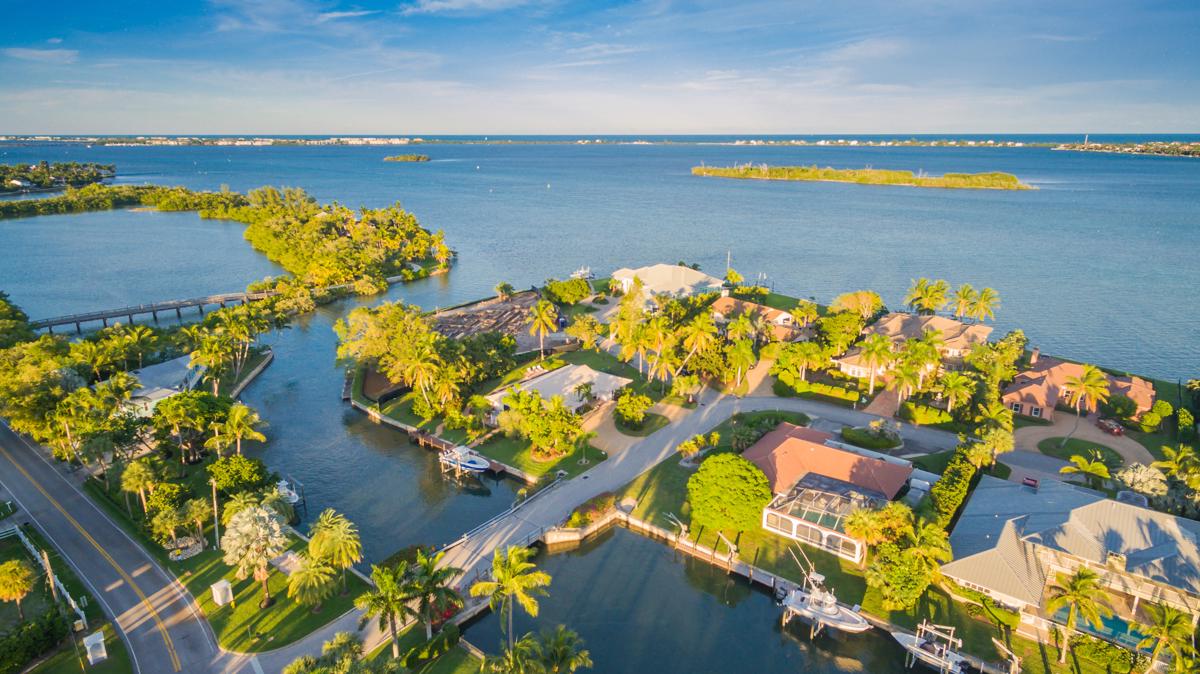 WATERFRONT SEWALLS POINT Florida Luxury Homes Mansions For Sale