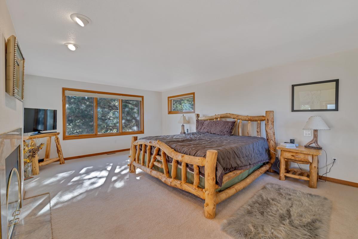 Serene Mountain Living Colorado Luxury Homes Mansions For Sale Luxury Portfolio