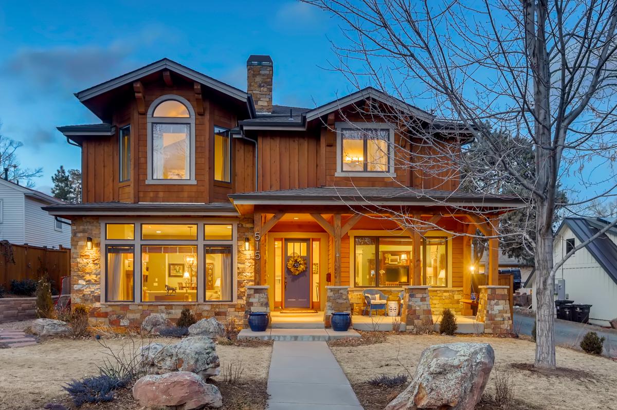 CLASSIC CRAFTSMAN ON DESIRABLE FOREST AVENUE
