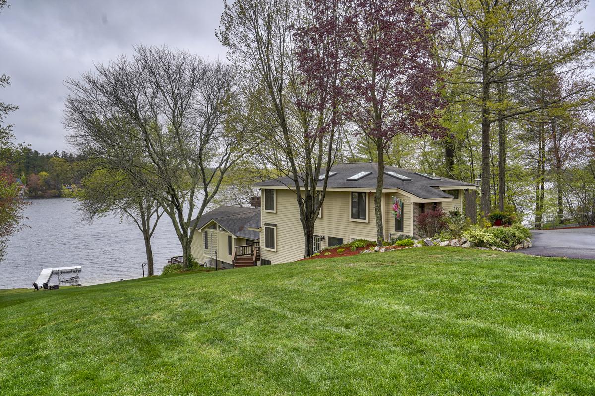 COBBETTS POND PRIVATE WATERFRONT New Hampshire Luxury Homes