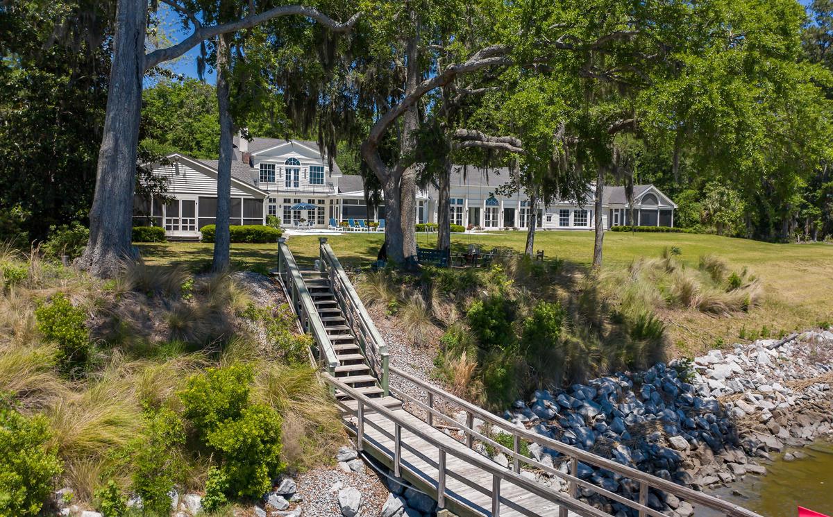 DEEPWATER ESTATE ON THE MAY RIVER South Carolina Luxury Homes