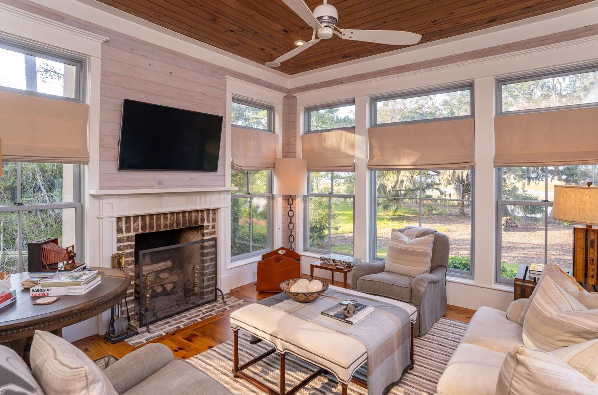 MARSH FRONT HOME IN CANE ISLAND RETREAT South Carolina Luxury Homes