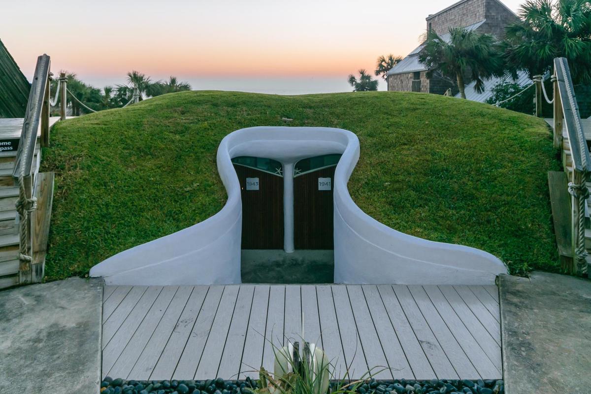 THE DUNE HOUSE