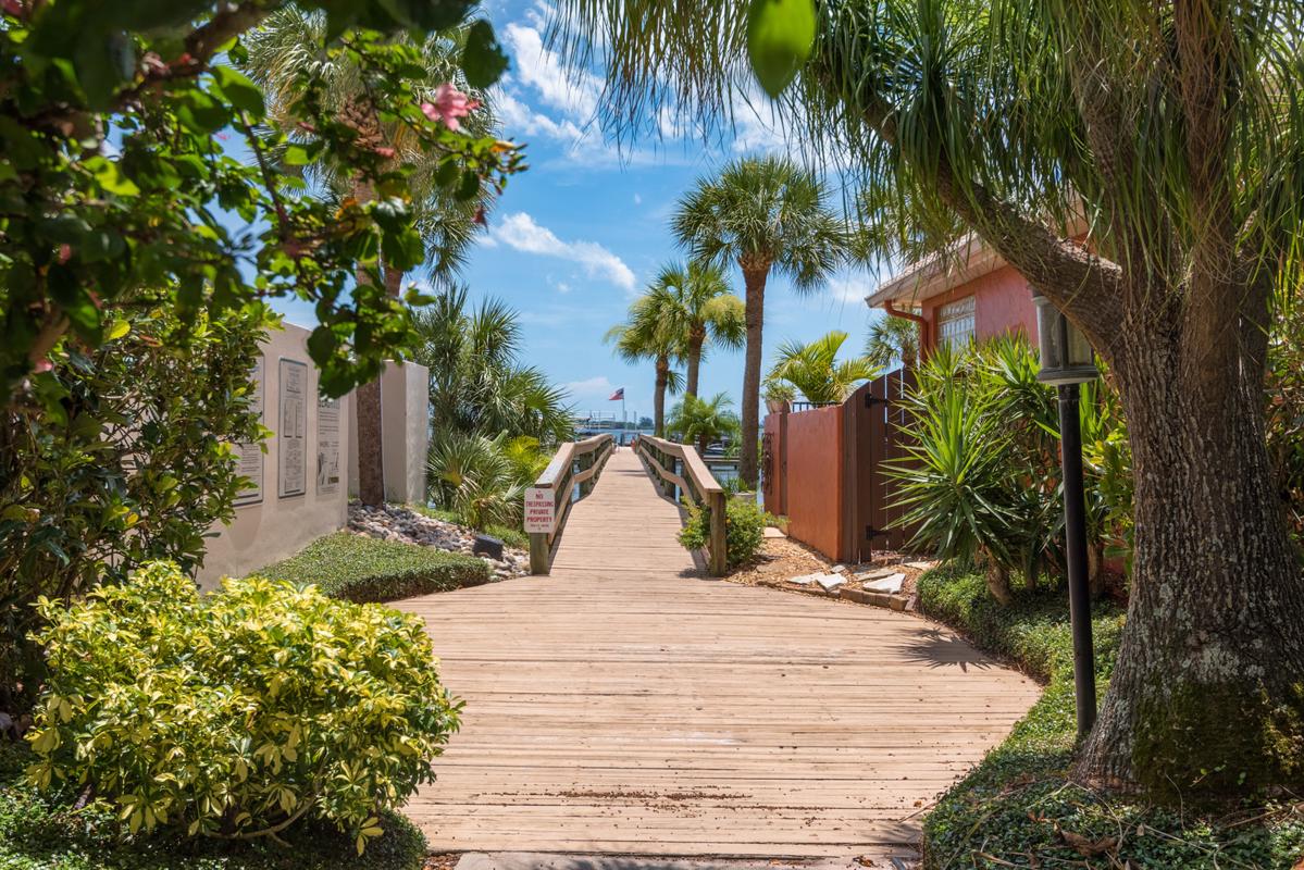 ELEGANT RIVERFRONT HOME Florida Luxury Homes Mansions For Sale