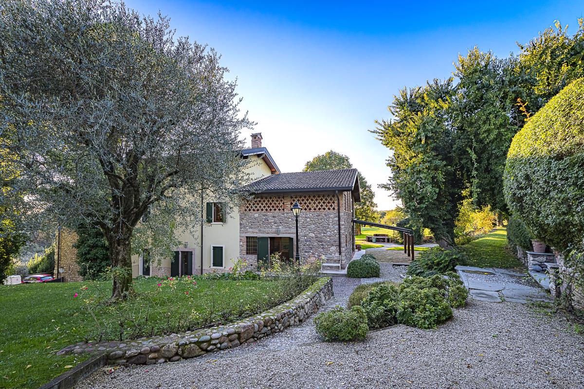 ELEGANTLY REFINED FARMHOUSE FOR SALE IN LAKE GARDA Italy Luxury Homes