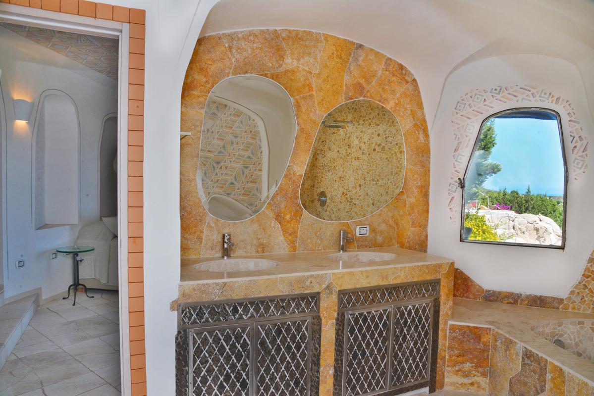 Luxury real estate ヴィラコーストフォーレント