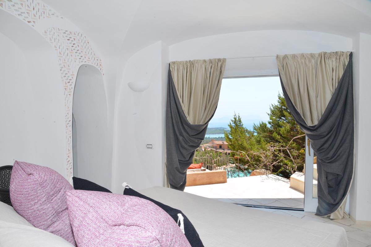 ヴィラコーストフォーレント luxury real estate