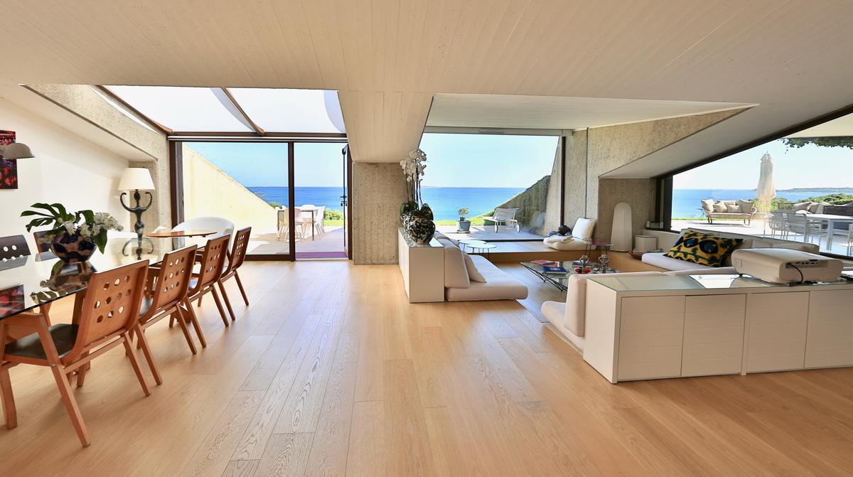 ビーチフロントヴィラA luxury real estate