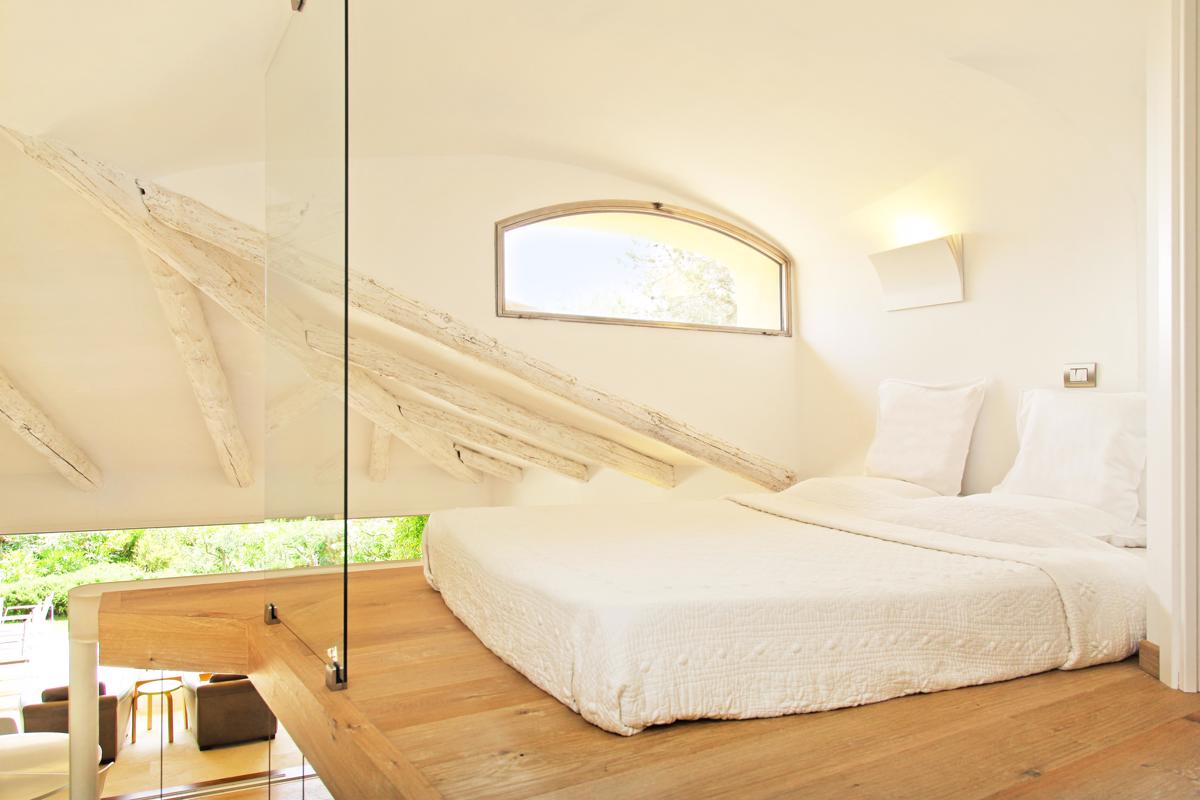 コラリナビーチフォーレント luxury real estate