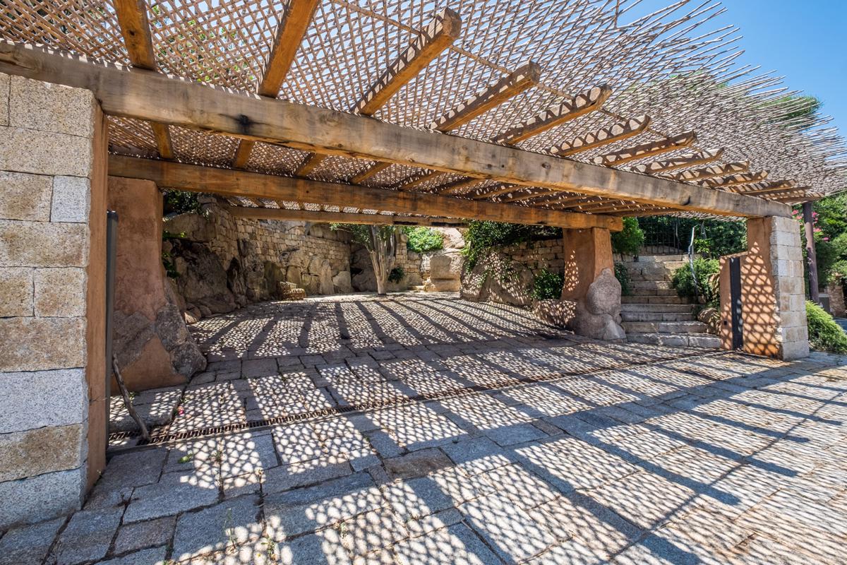 Luxury real estate ヴィラシレアフォレント