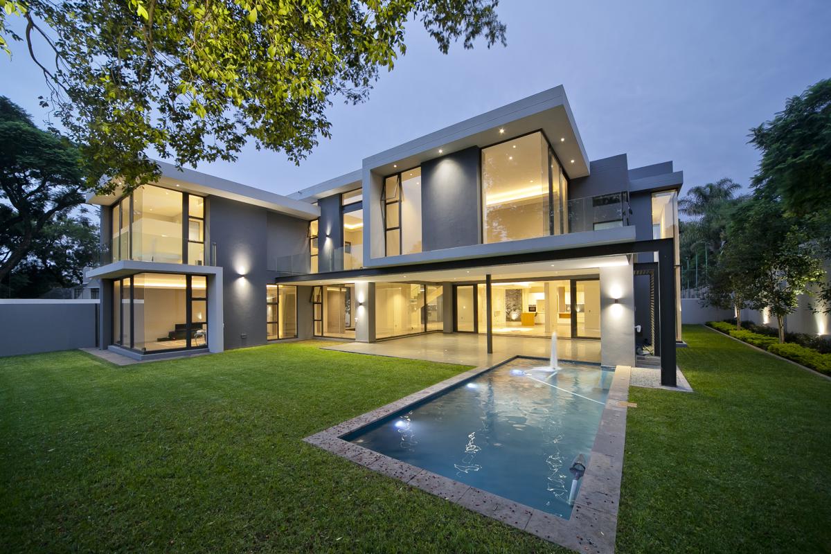 MODERN FIVE BEDROOM HOUSE FOR SALE IN BIRDHAVEN South Africa Luxury   E51a327d F 1 EXT 