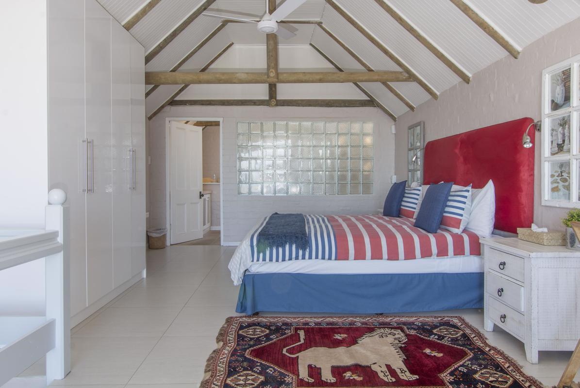 Luxury homes in 海滩前梦生活