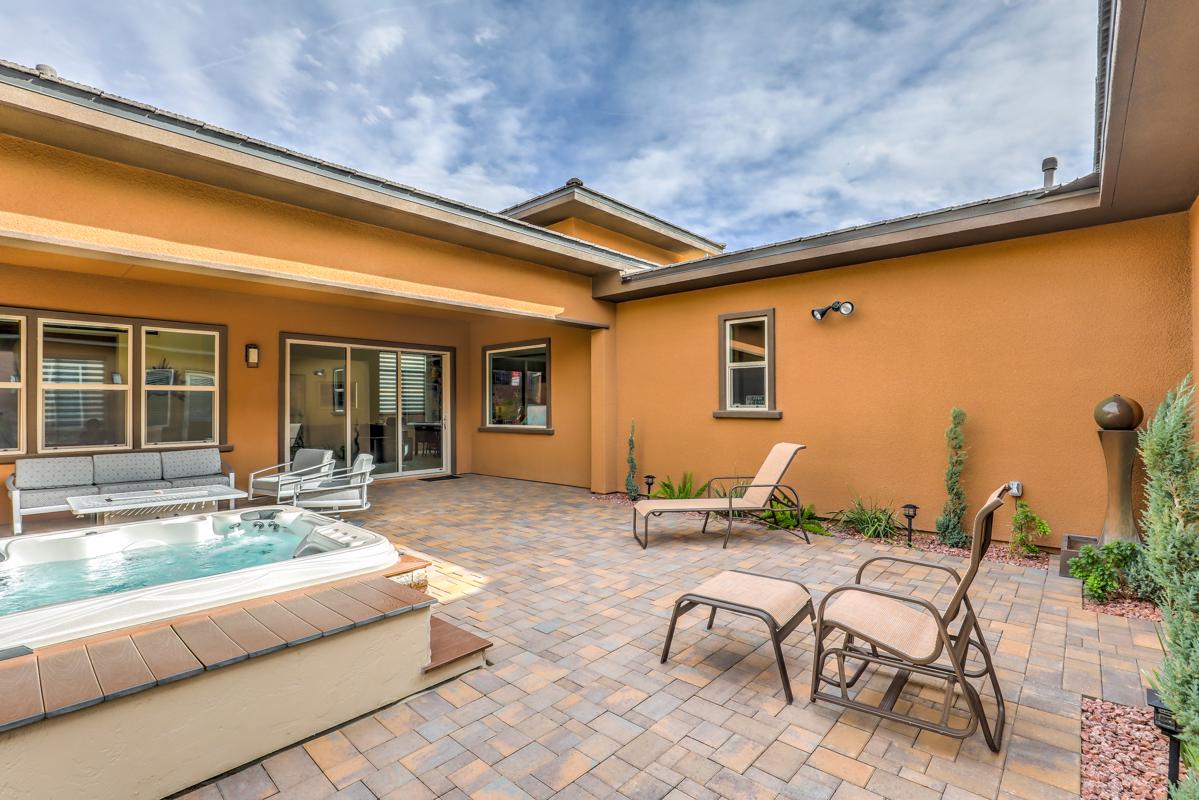 LUXURY 55 AND OLDER COMMUNITY IN SUMMERLIN Nevada Luxury Homes