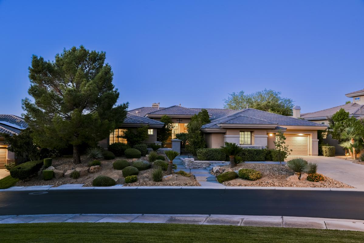 ANTHEM COUNTRY CLUB HOME ON THE 12TH FAIRWAY Nevada Luxury Homes