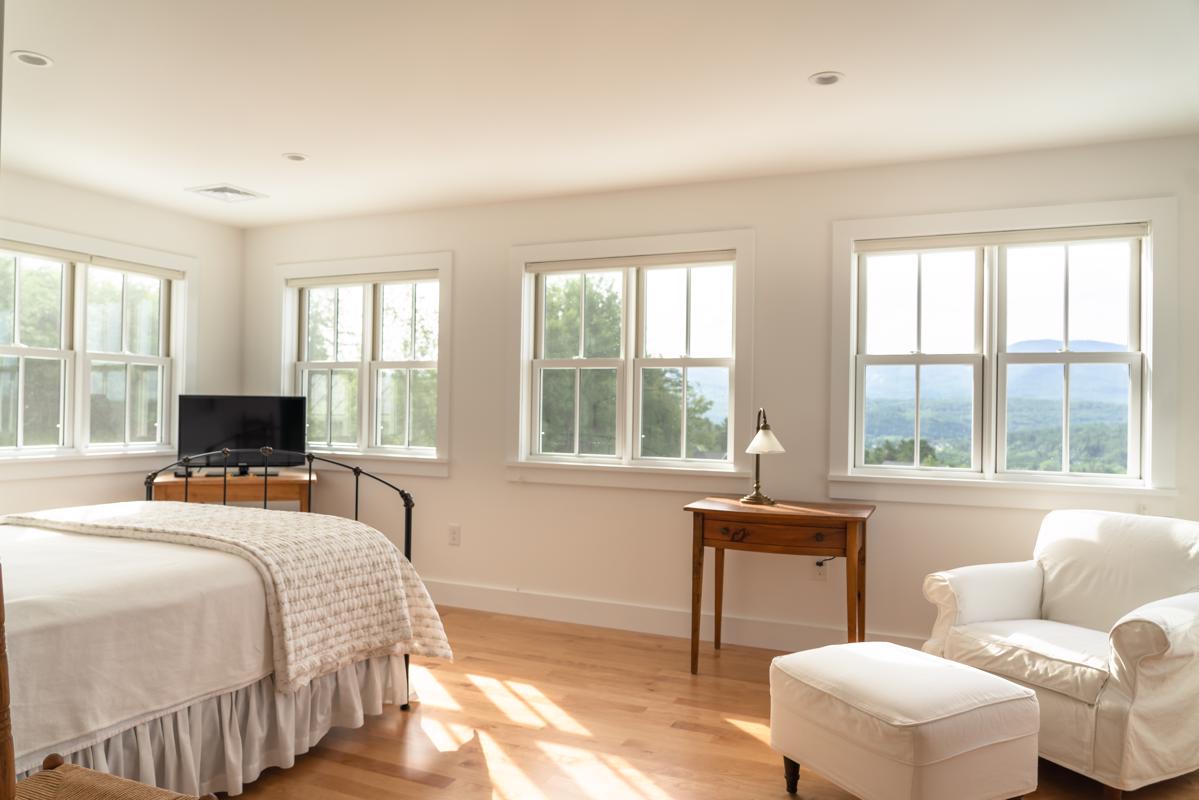 CONTEMPORARY STOWE FARMHOUSE Vermont Luxury Homes Mansions For Sale Luxury Portfolio