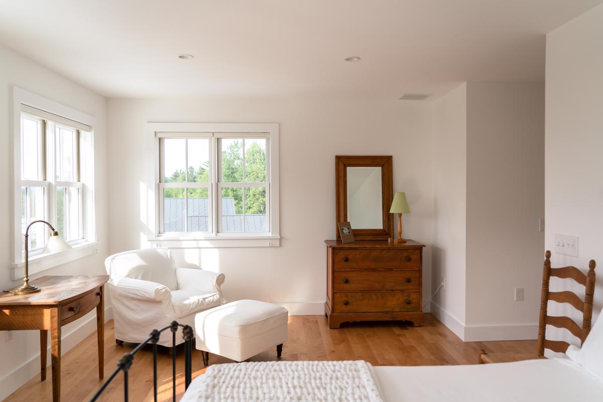 CONTEMPORARY STOWE FARMHOUSE Vermont Luxury Homes Mansions For Sale Luxury Portfolio