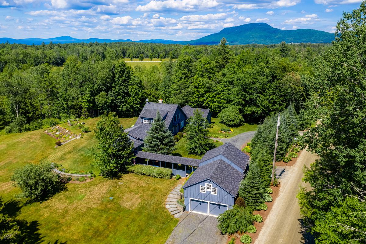 MOUNTAIN SHADOWS EAST Vermont Luxury Homes Mansions For Sale