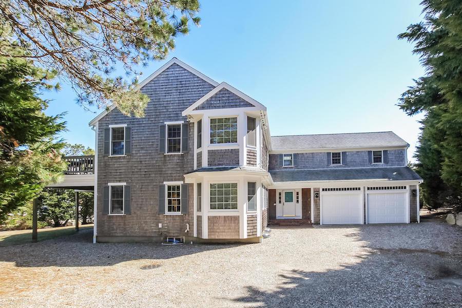 狂风吹拂 — 瑙塞特海滩豪宅 luxury homes