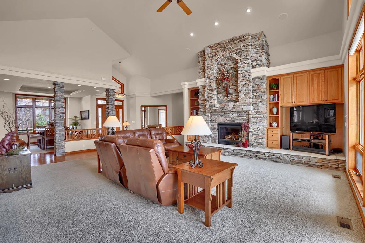 Truly Unique Masterpiece With Unobstructed Pikes Peak Front Range