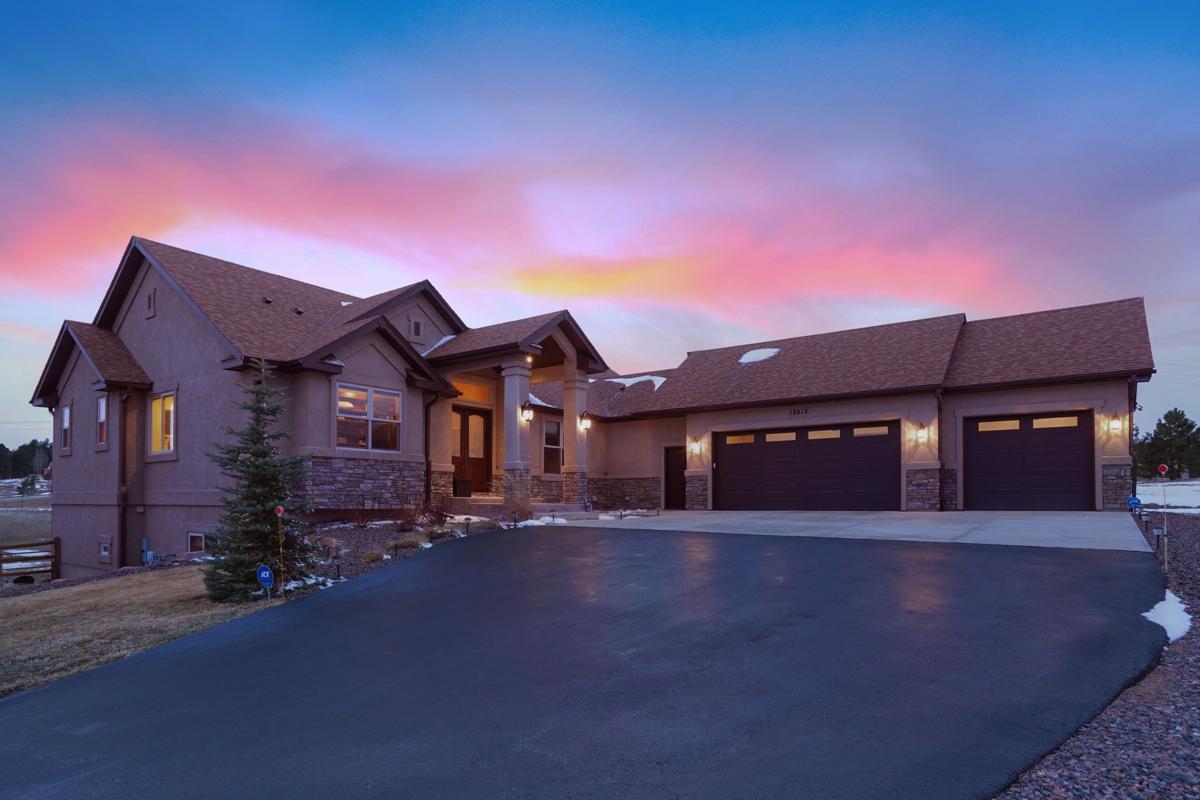 Custom Ranch Offers Best Of Colorado Views, Style And Living 18612