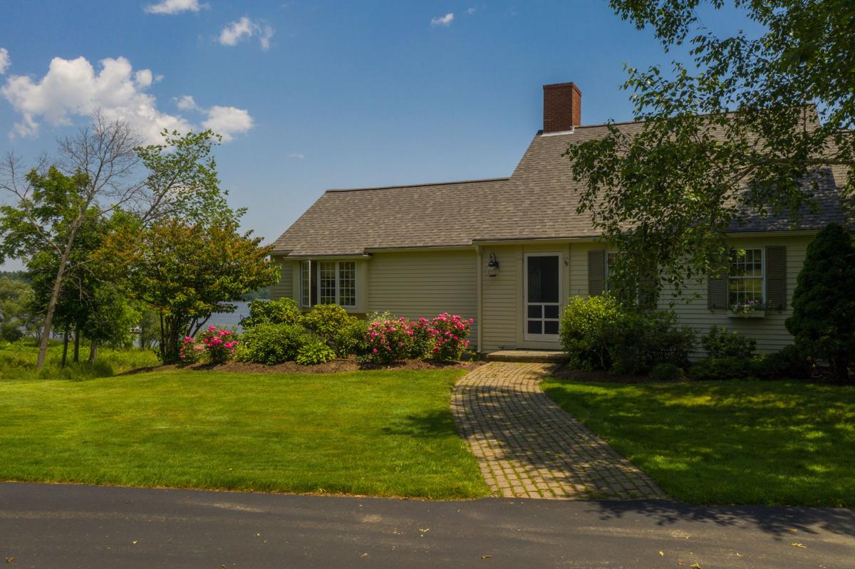 UTTERLY CHARMING WATERFRONT ESTATE IN DOVER New Hampshire Luxury