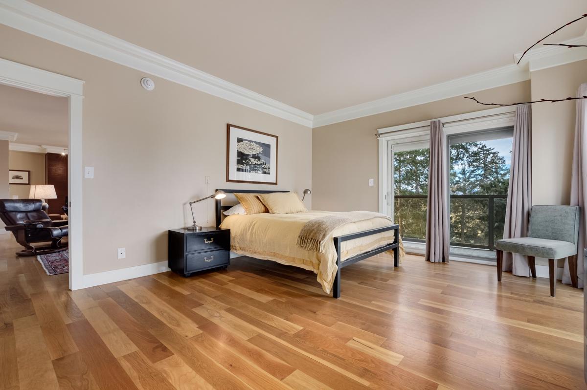 FANTASTIC VIEWS OF CHEESMAN PARK AND MOUNTAINS Colorado Luxury Homes